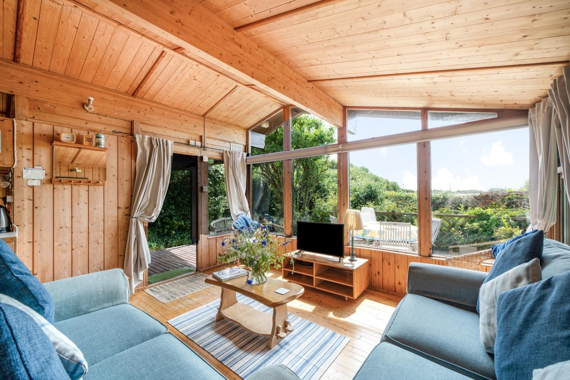 Scandinavian Style Lodge In Rock ويدبريدج المظهر الخارجي الصورة